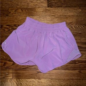 Lululemon shorty hot shorts